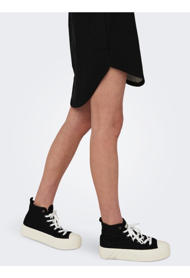 15300622 Black 