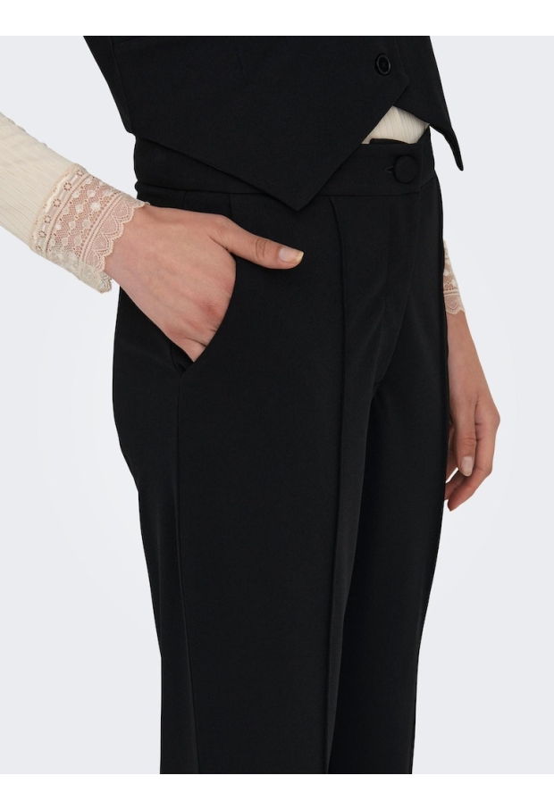 15309539 Black 