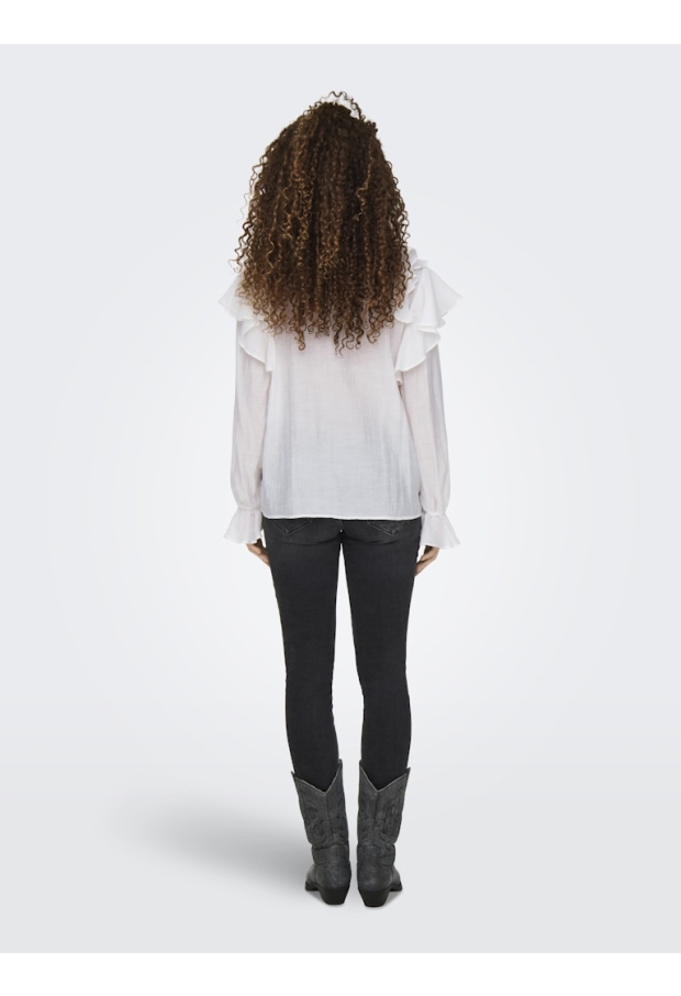 15338357 Cloud Dancer 