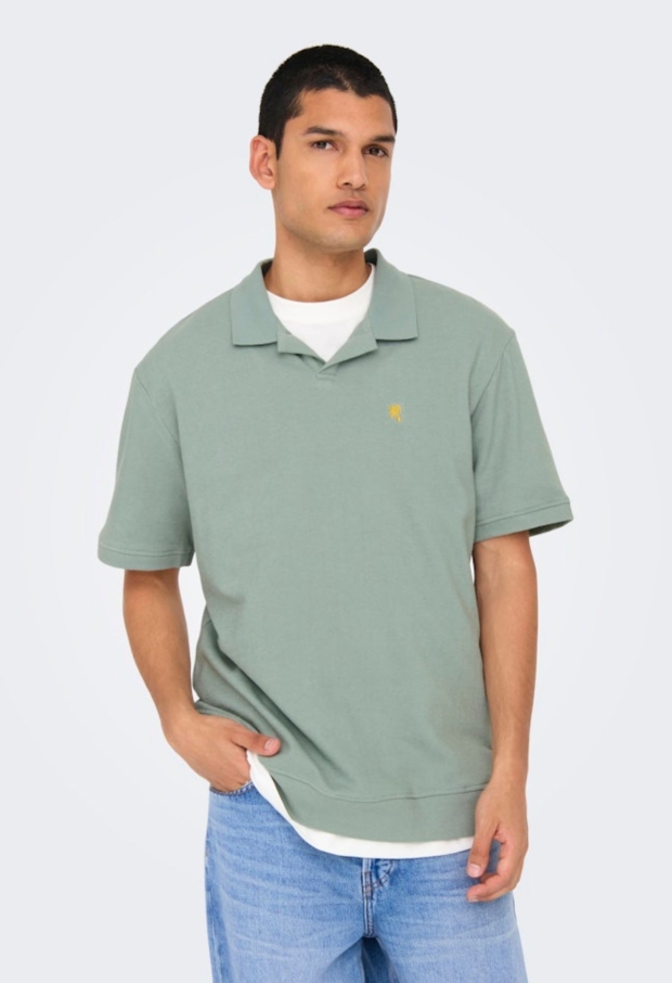 22033697 Iceberg Green 