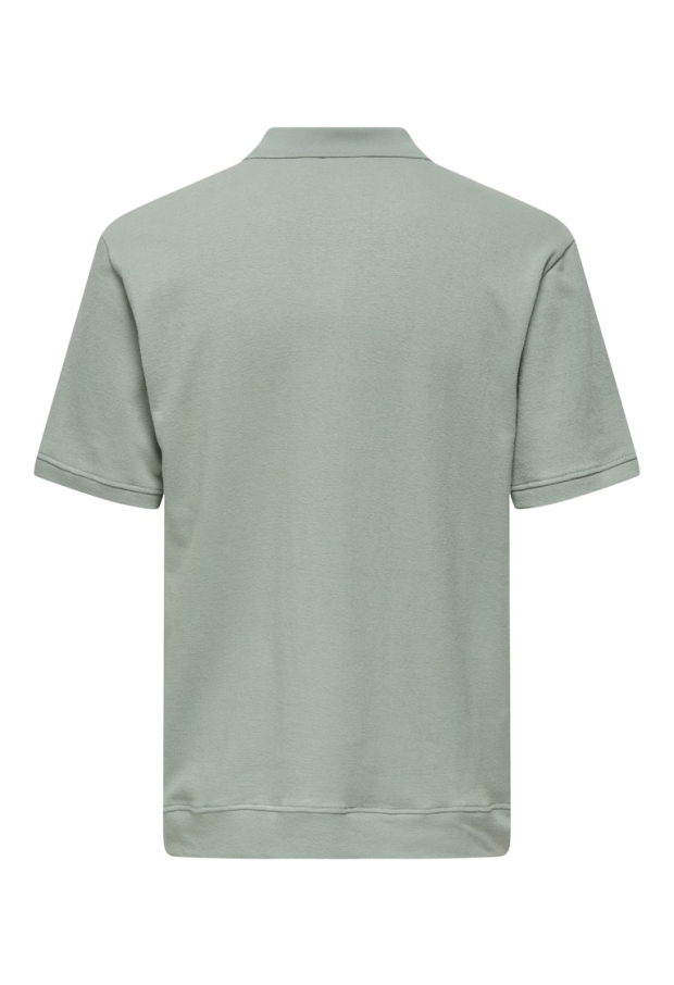 22033697 Iceberg Green 