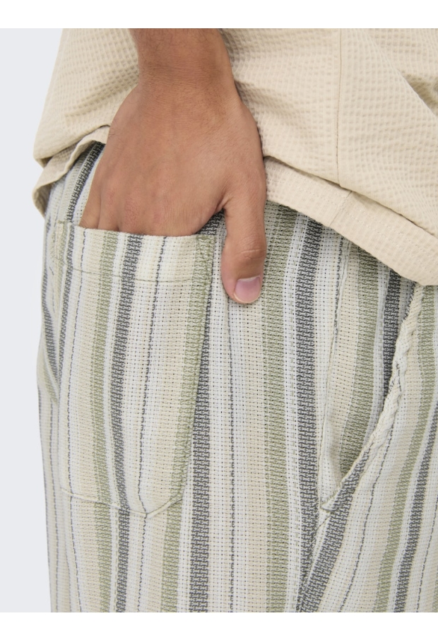 22026950 Seagrass/Multi Stipe 