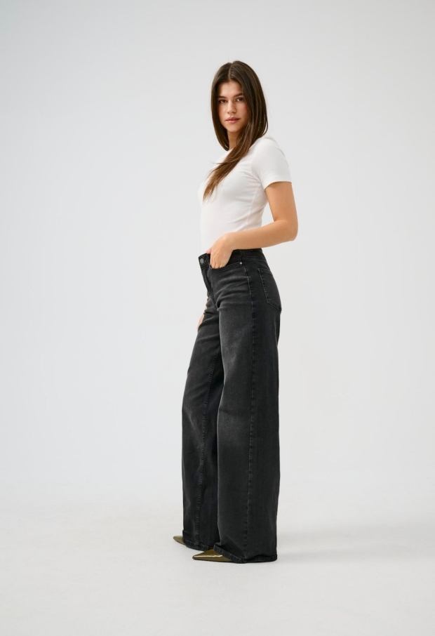 15350535 Black Denim +