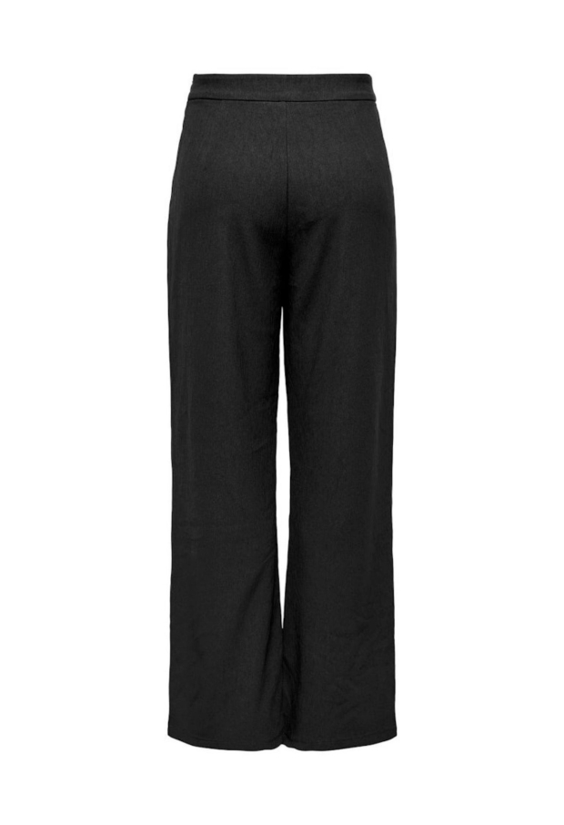 15357401 Black 