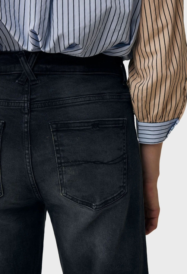 MF006202253W Black denim  