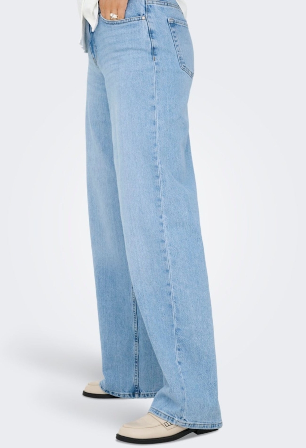 15371107 Light Blue Denim 