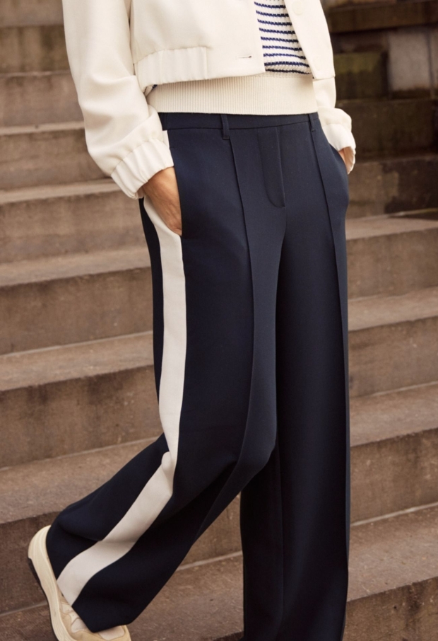 Z10449/Adrianna marine 