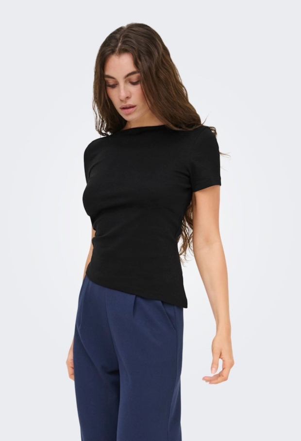 15369947 Black