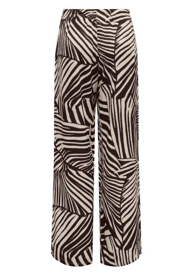 15370187 Sandshell/CHOCOLATE TORTE TROPE 