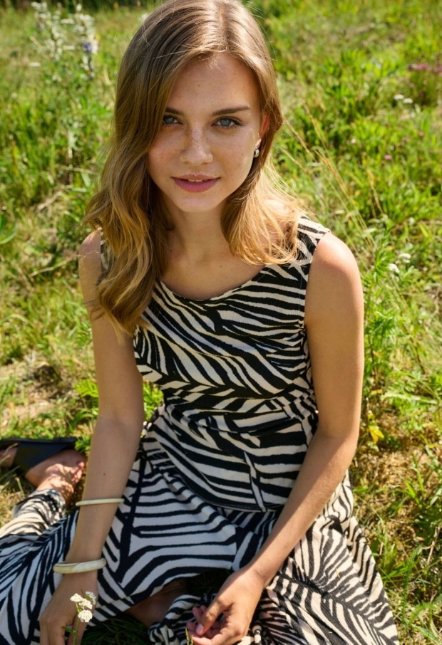 15371547 Sandshell/CHOCOLATE TORTE TROPE