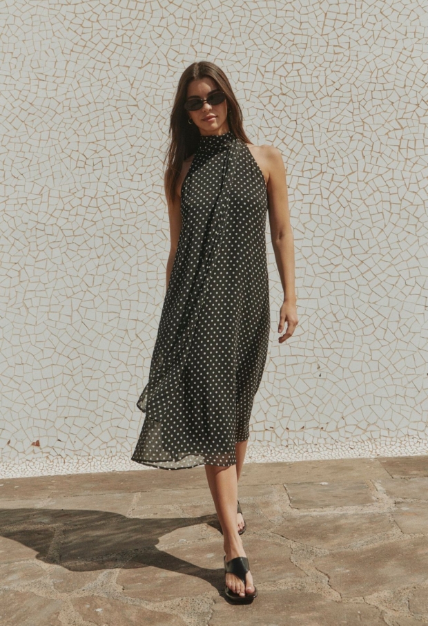 15374762 Black/WHITE EMB 