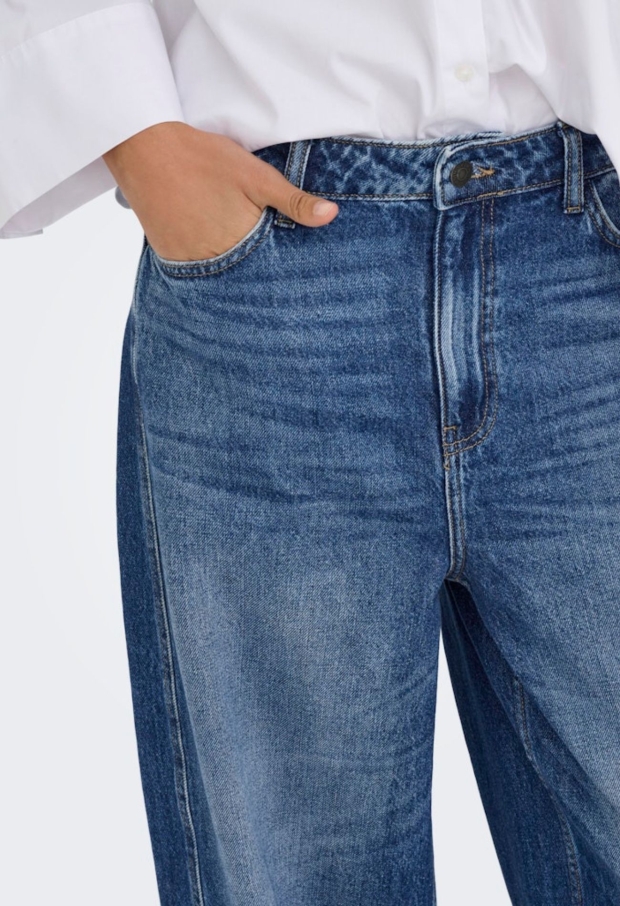 15372236 Medium Blue Denim 