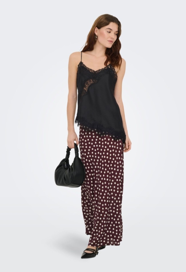 15379243 Black