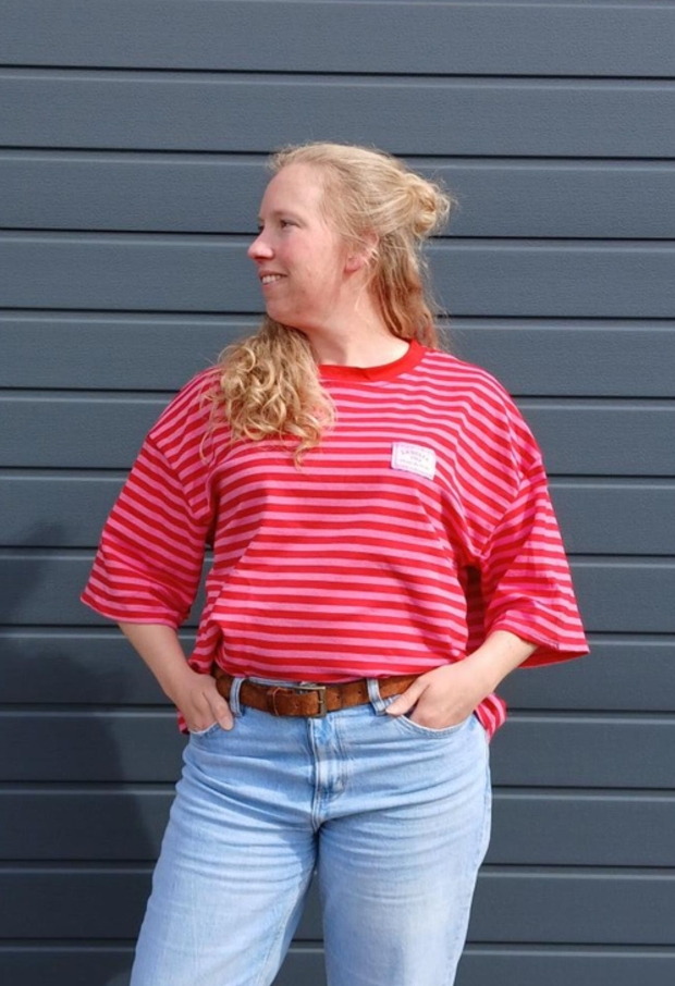 Streep t-shirt km ROOD 