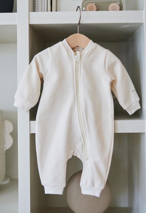 WN1252 off white