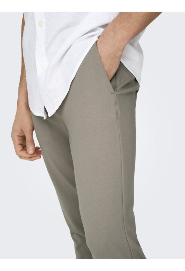 22010209 Vintage Khaki