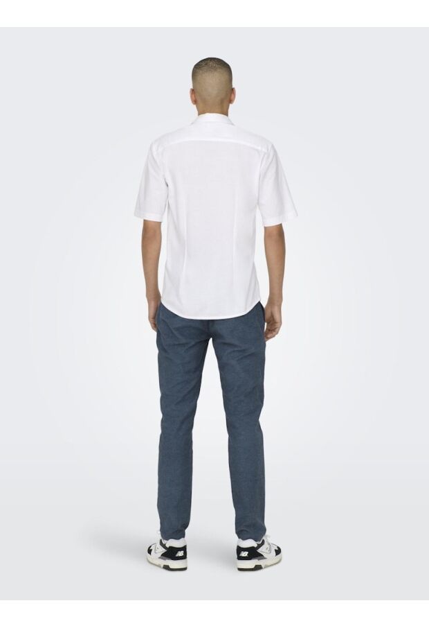 22021966 White