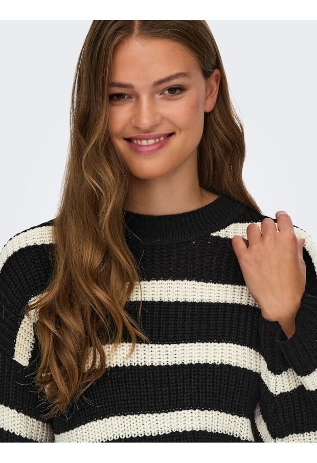 15264902 Black/BLACK