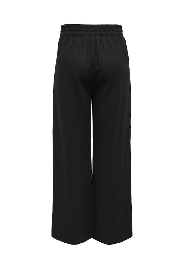 15318361 Black 