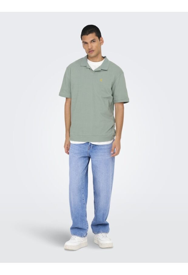 22033697 Iceberg Green 