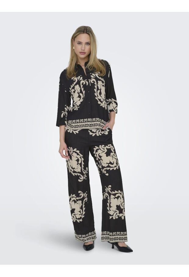 15351581 Black/SANDSHELL SQUARE ETHNIC 