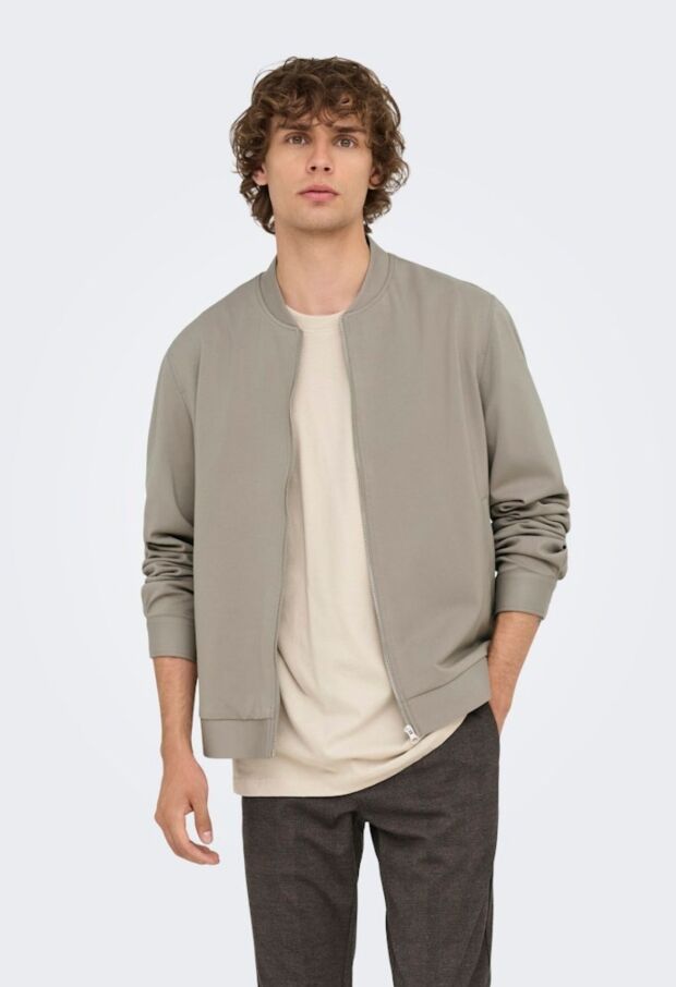 22033691 Vintage Khaki