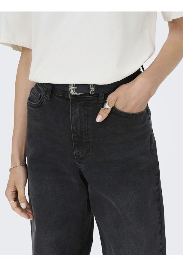 15350535 Black Denim