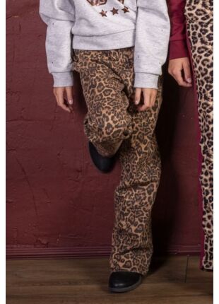 W10096/Tylvie CAMELL