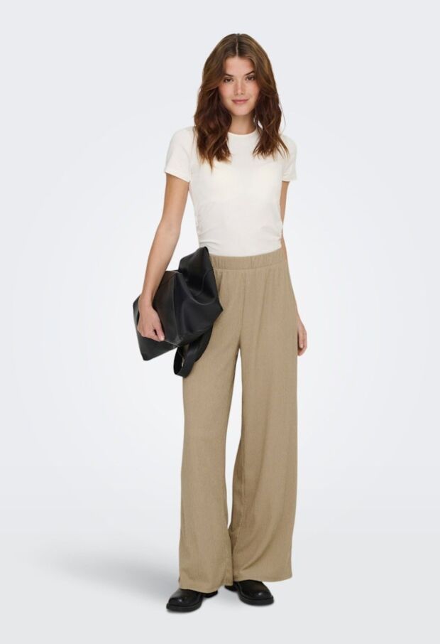 15352943 Silver Mink